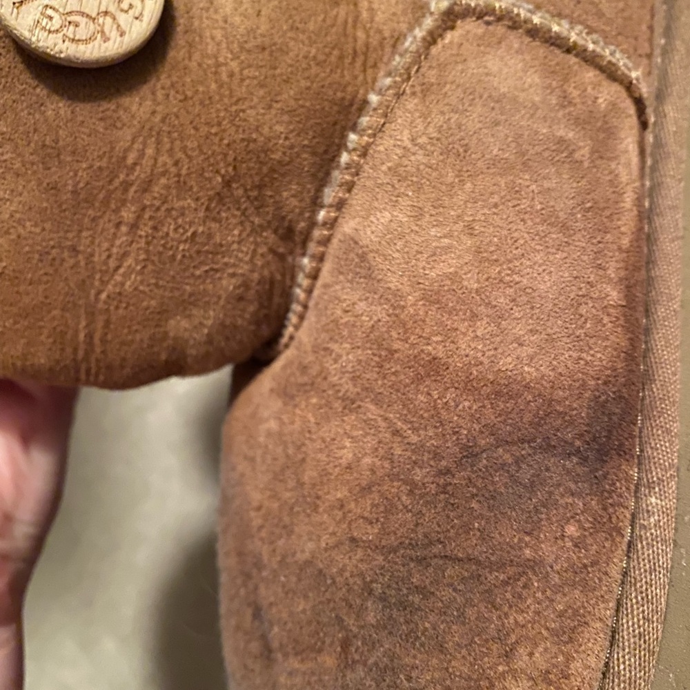 Ugg Boots - Picture 4 of 5